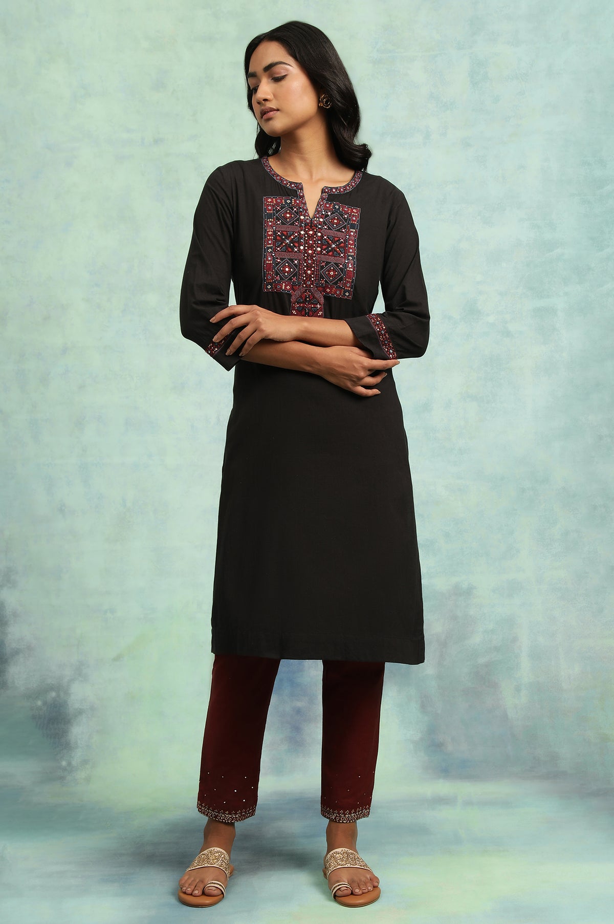 Black Embroidered Cotton kurta - XS
