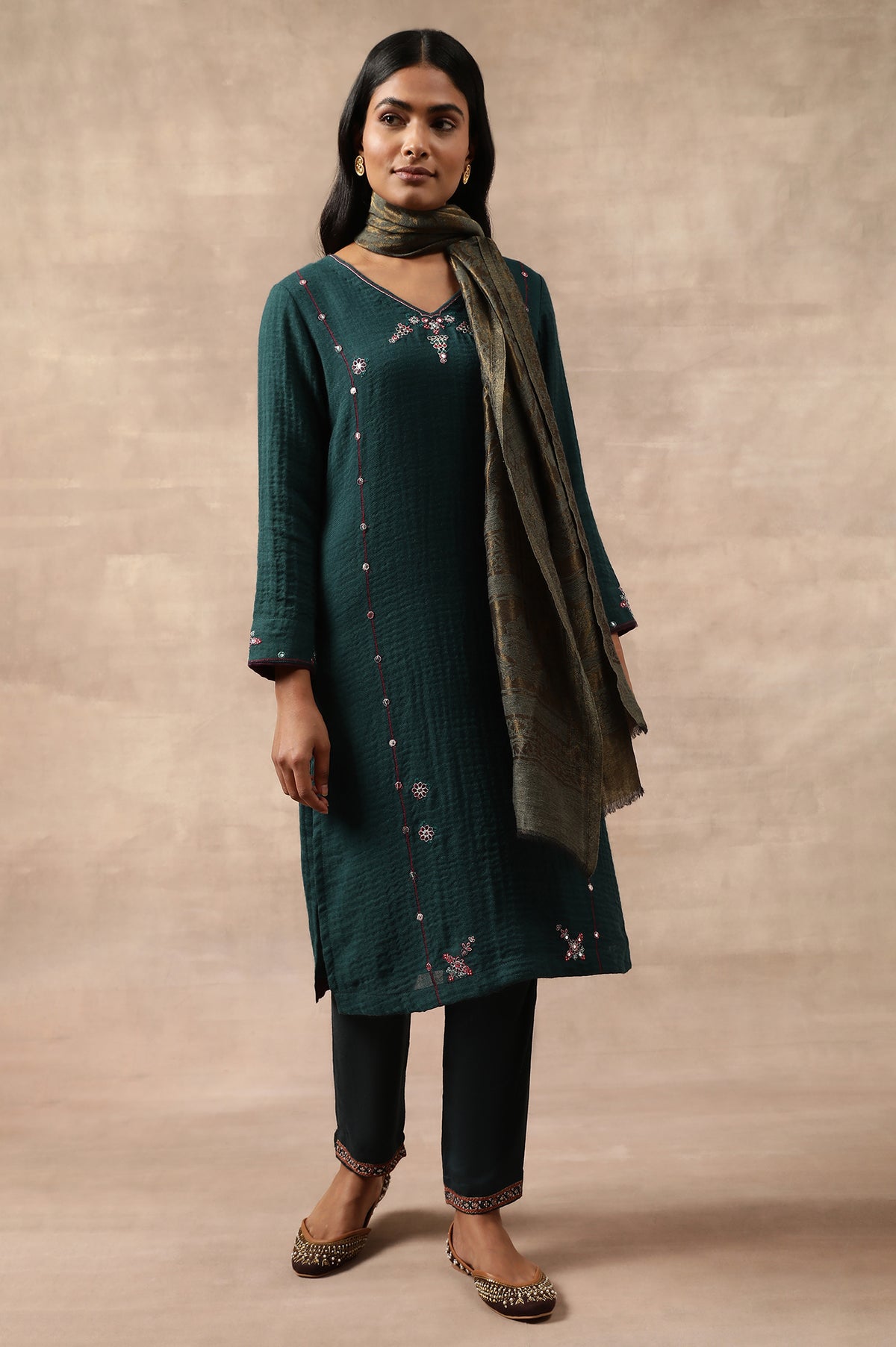 Green Yarn Dyed Woollen Shawl - FS