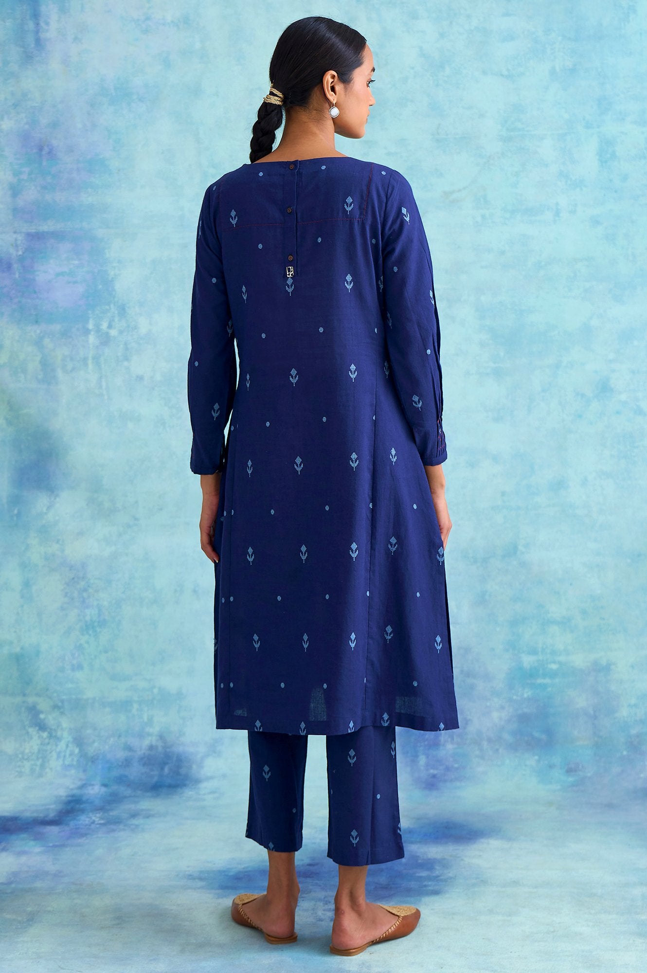 Folksong By W Indigo Yarn Dyed Dobby kurta