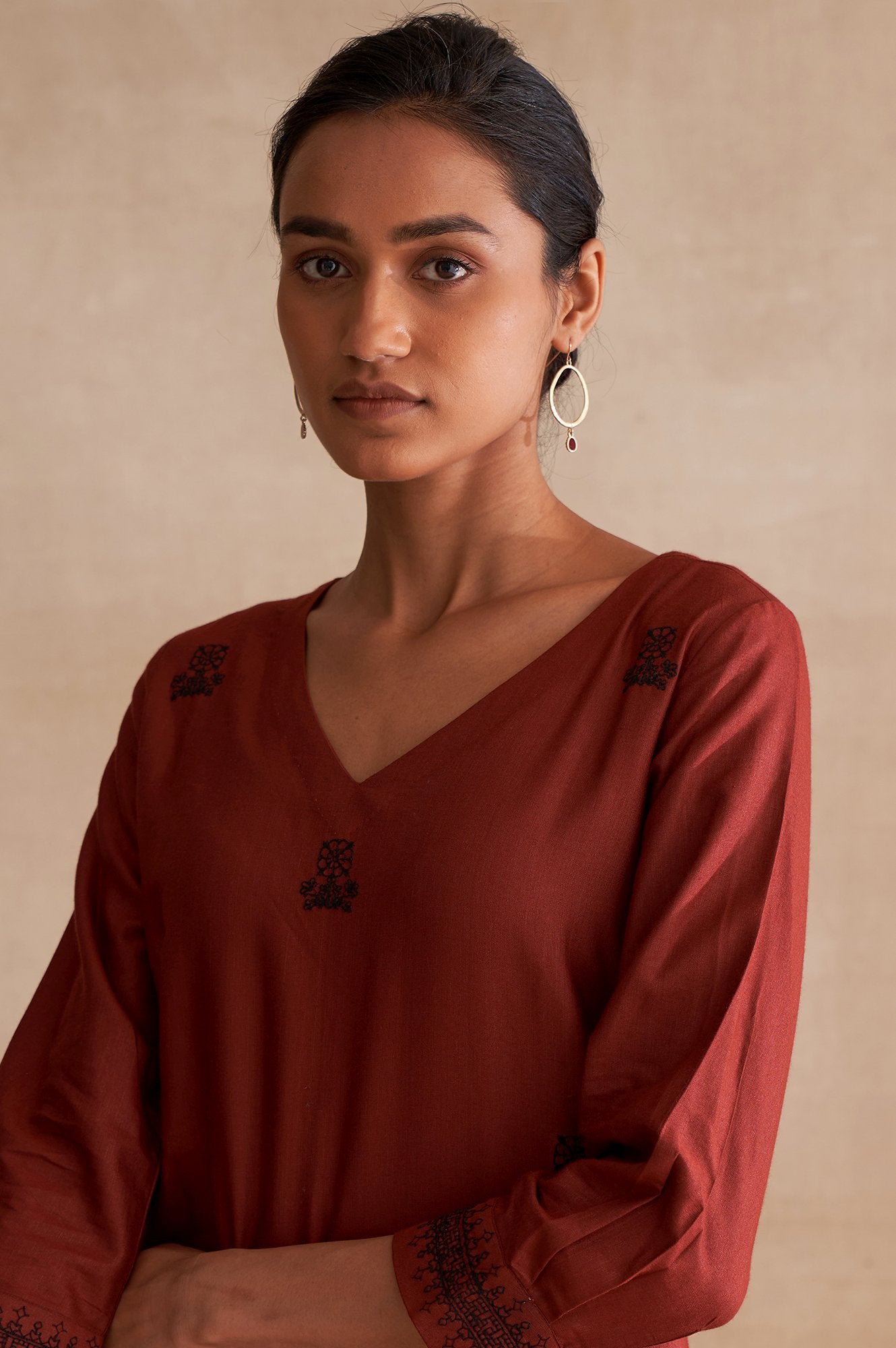 Folksong By W Red Embroidered kurta In Silk Viscose Tussar