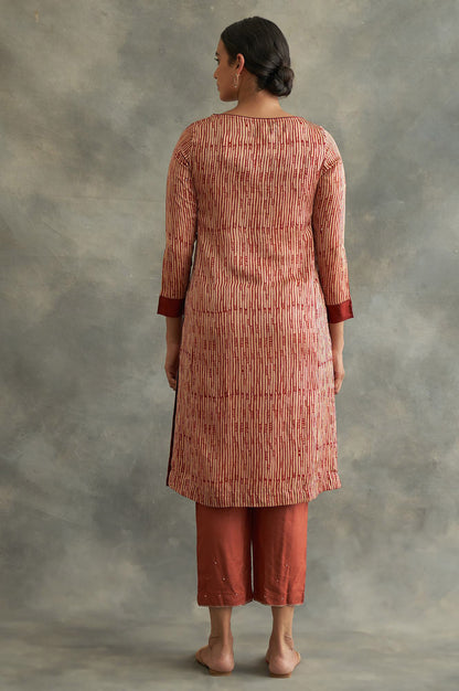 Red Block Printed kurta In Lustrous Satin