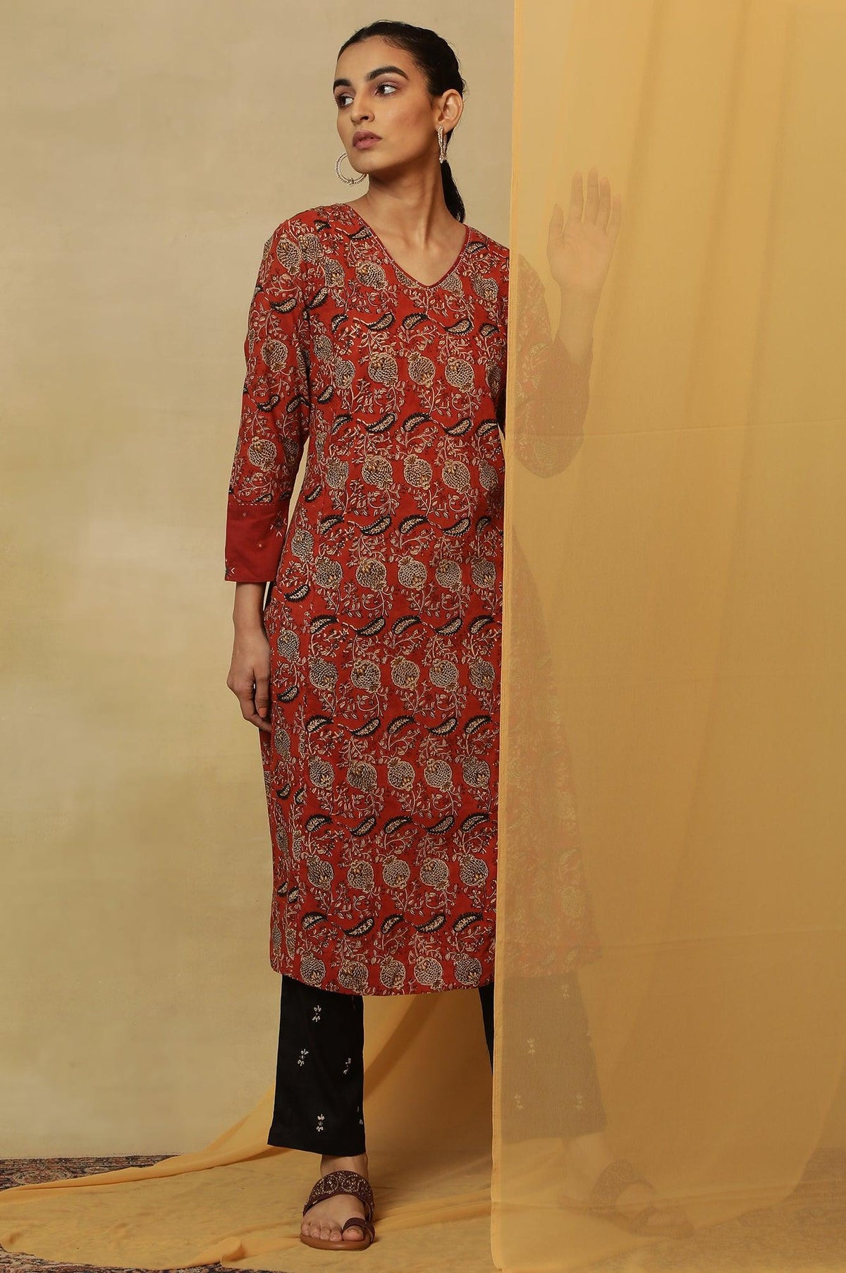 Red Handblock Print V-Neck Kurta - XS