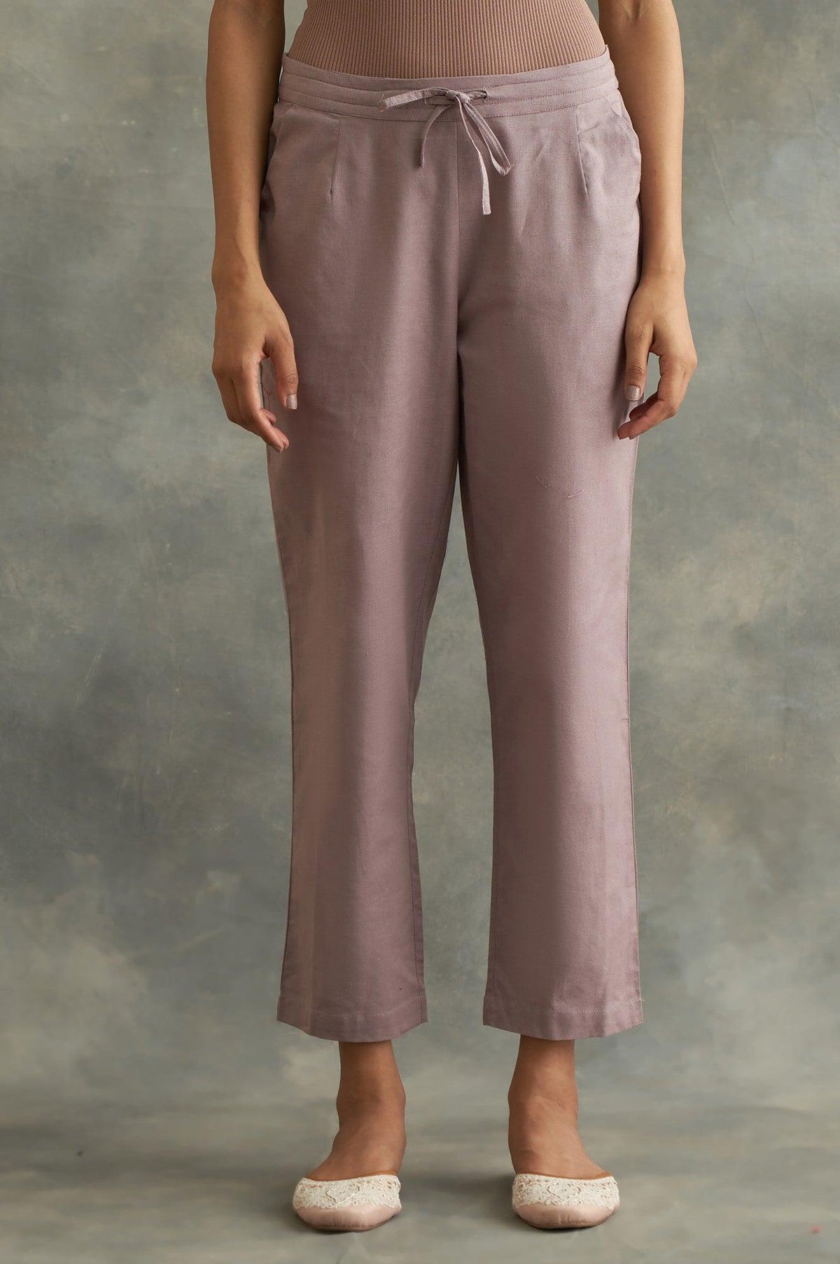 Lilac Solid Straight Pants - S