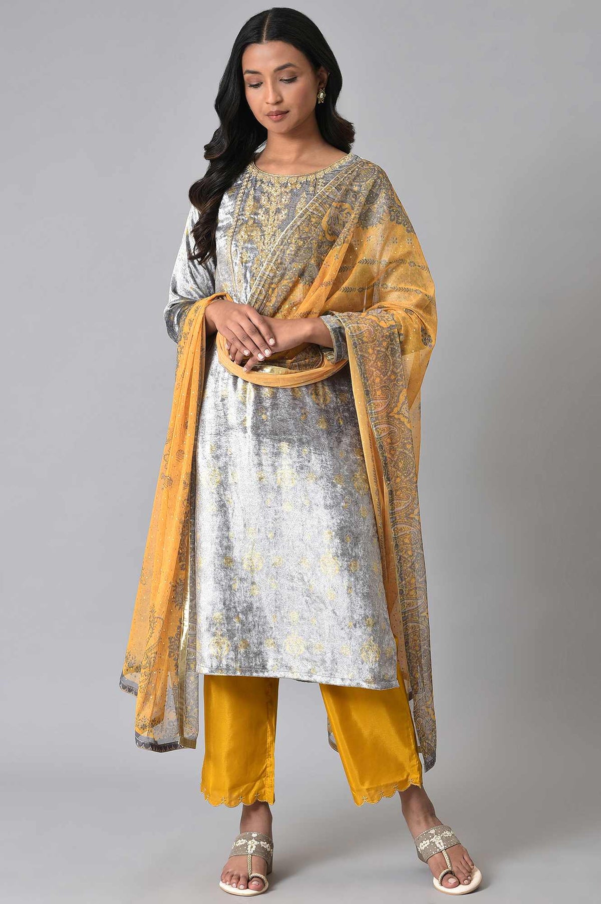 Grey Velvet Embroidered kurta With Yellow Pants And Printed Dupatta - 6