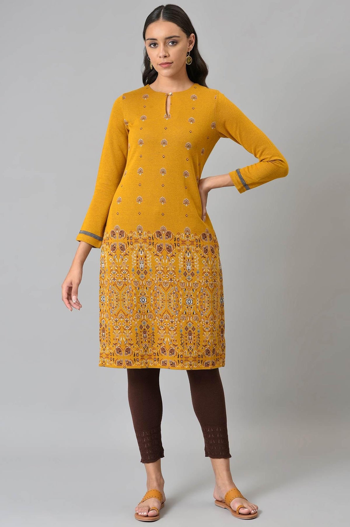 Dark Yellow Geometric Print Winter kurta - XS