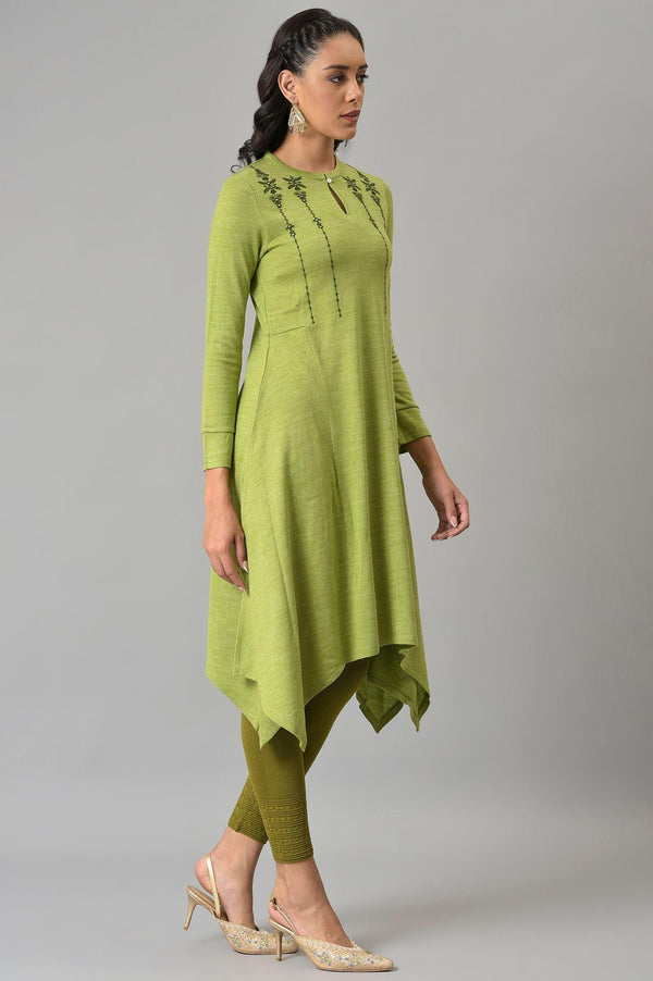 Green A-Line Embroidered Plus Size Winter Kurta