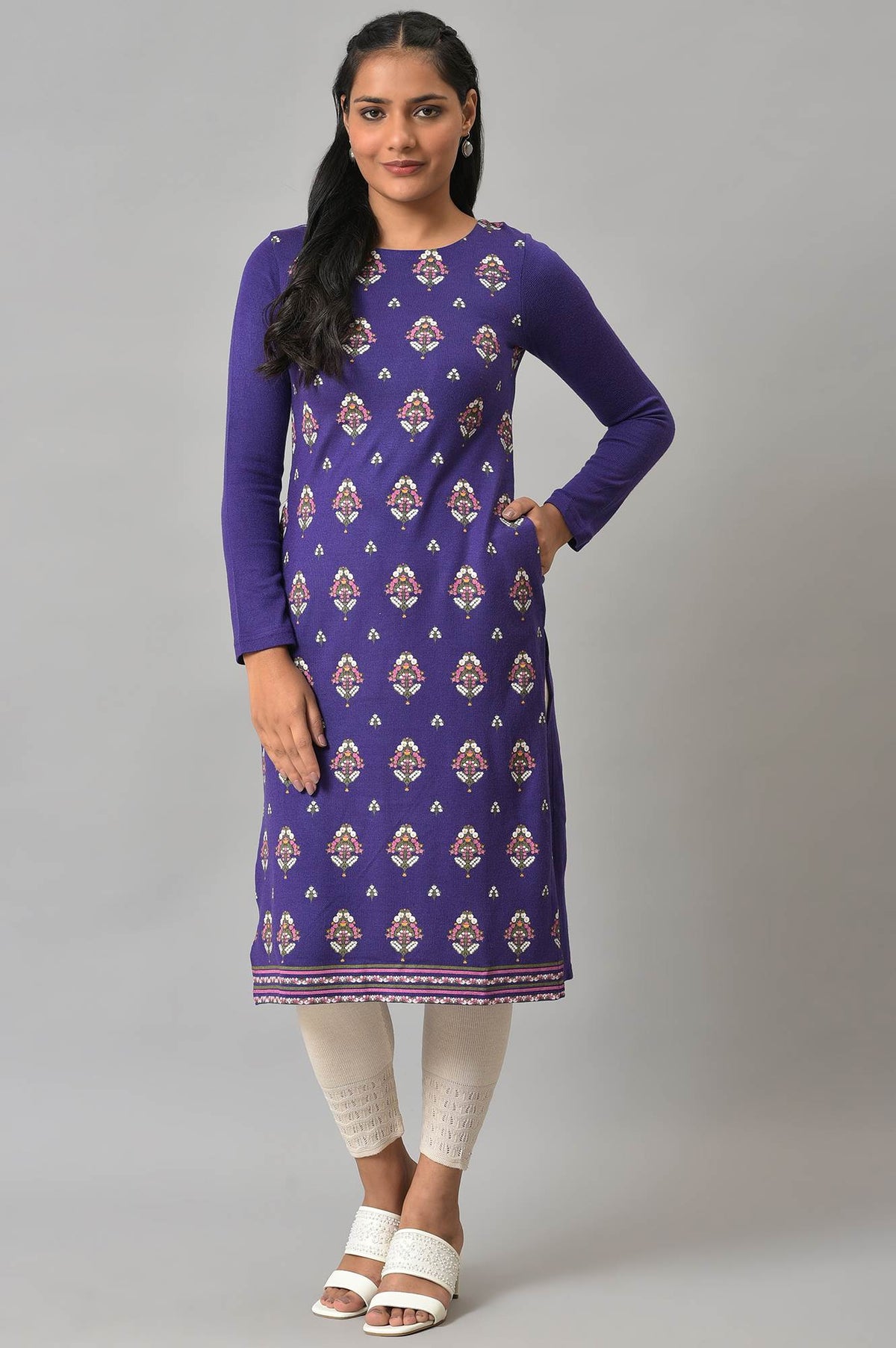 Purple Floral Printed Knitted Winter kurta - XS