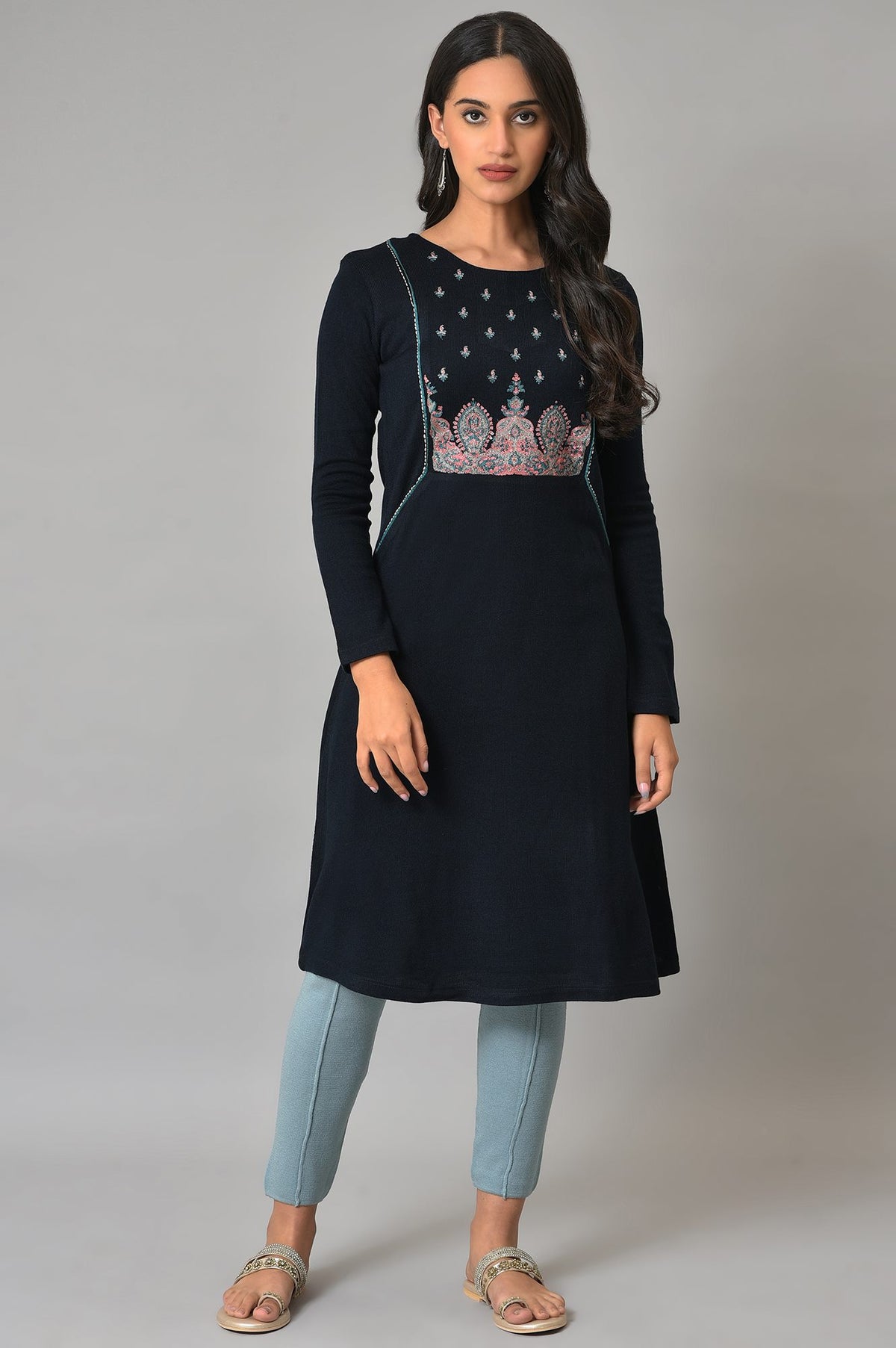 Blue A-Line Floral Printed Winter kurta - XS