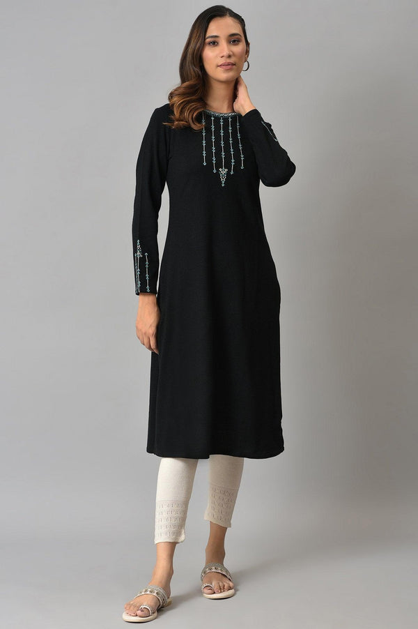 Black Embroidered Winter kurta