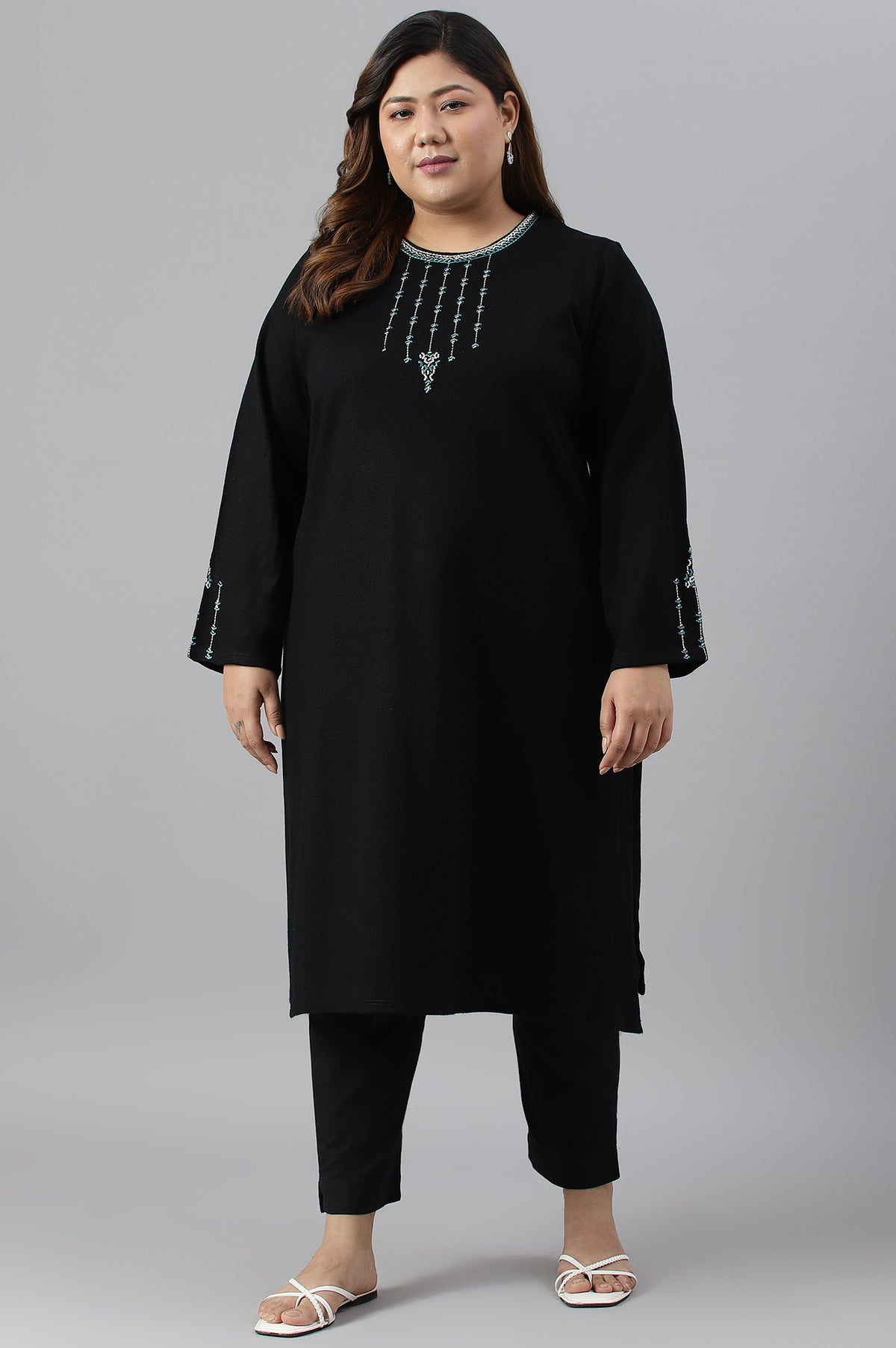 Black Embroidered Plus Size Winter kurta - XS