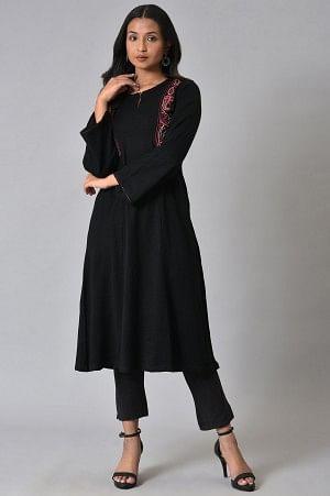 Black Embroidered Flared Winter kurta