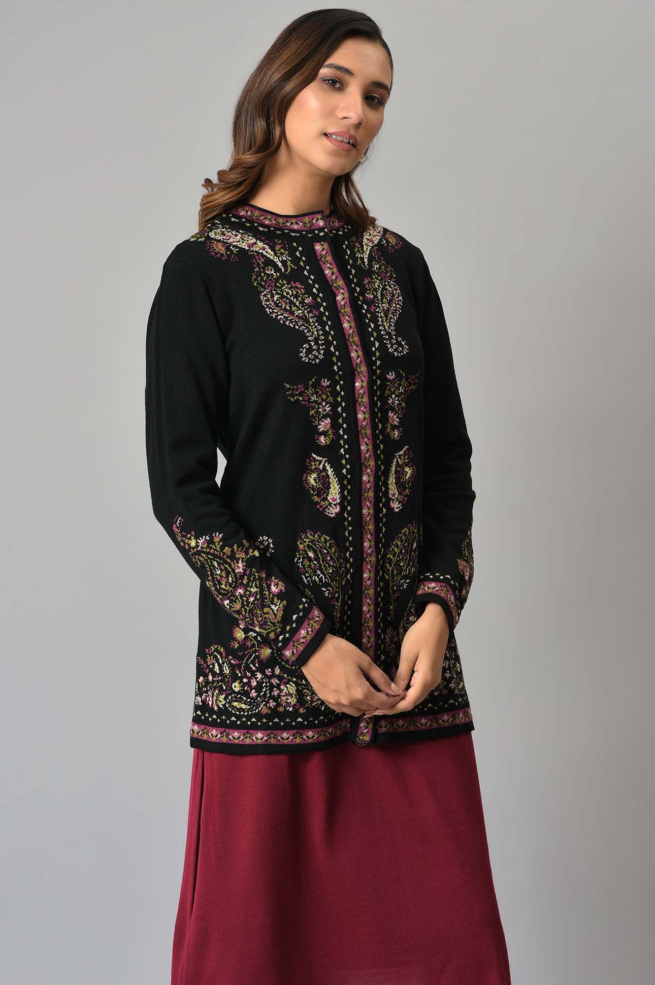 Black Paisley Printed Short Cardigan