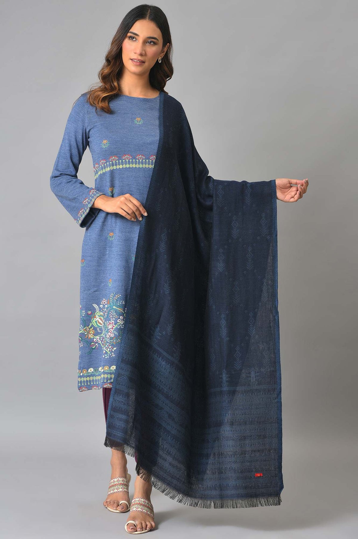 Light Blue Reversible Jaquard Shawl - FS