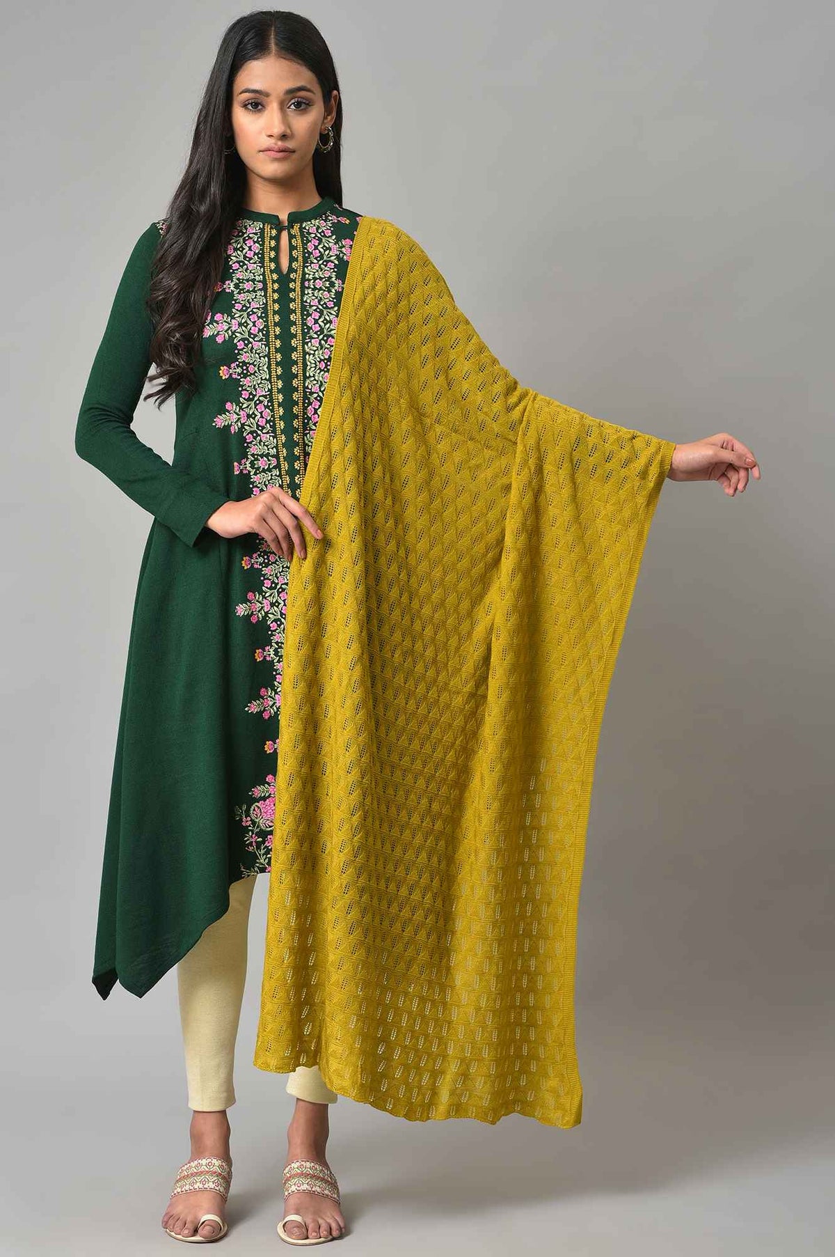 Green Stripe Design Knitted Shawl - FS