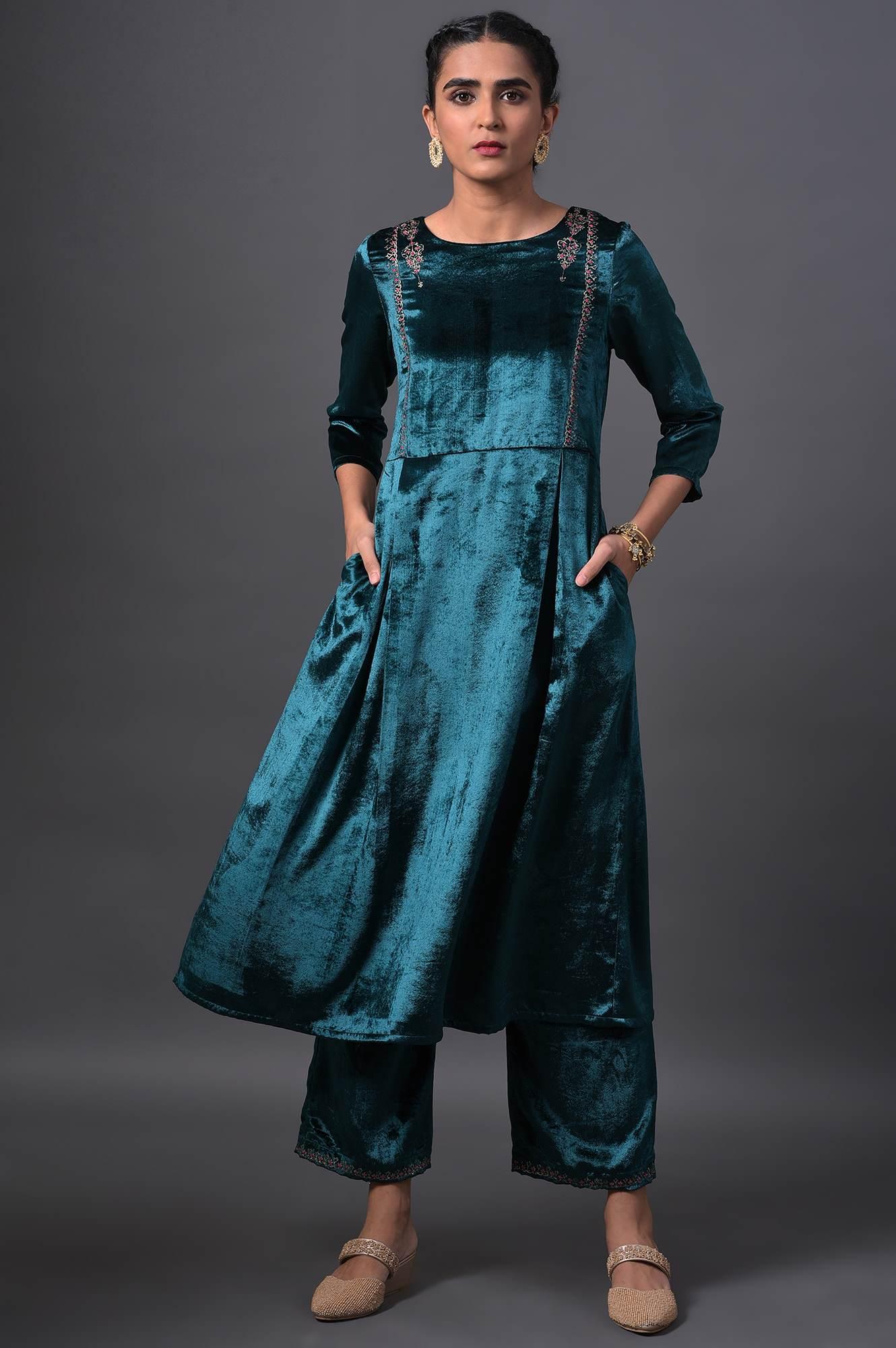 Emerald Green Embroidered Velvet kurta With Straight Pants - wforwoman