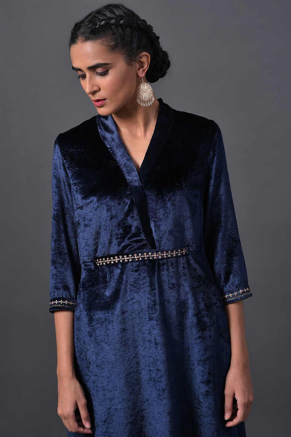 Navy Blue Velvet kurta With Embroidered Belt And Straight Pants