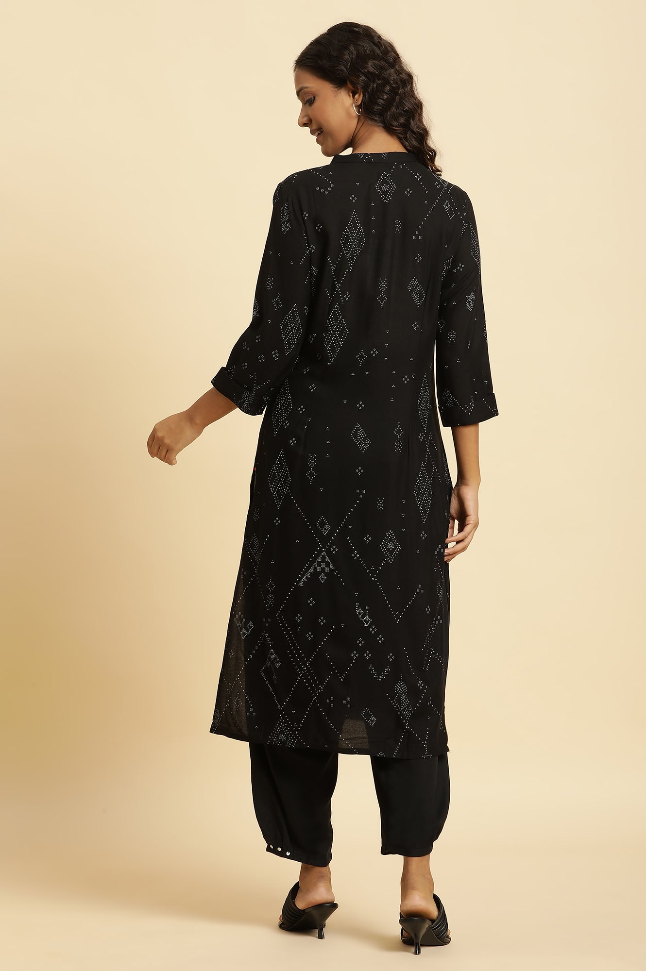 Black Aztec Printed Kurta In Mandarin Collar