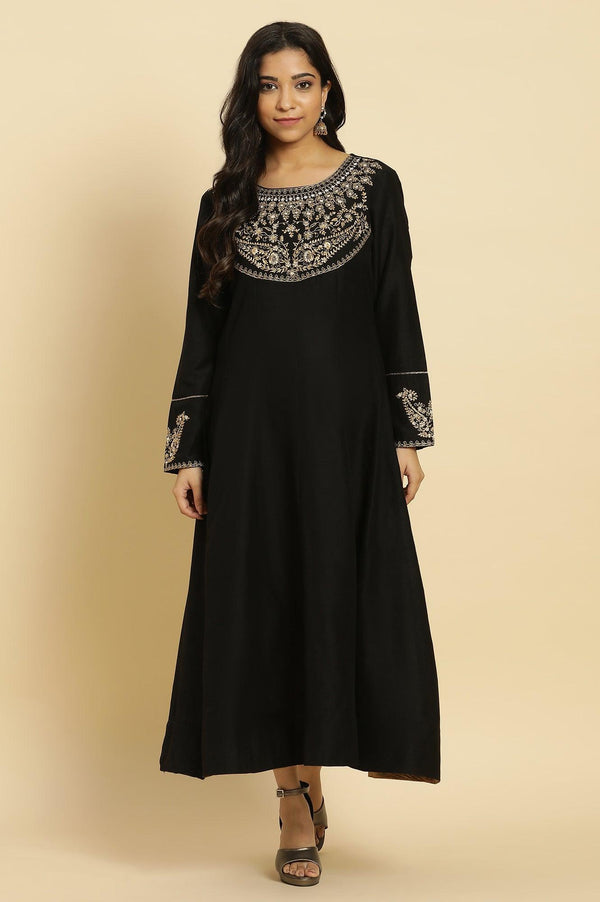 Black Flared Embroidered Kurta