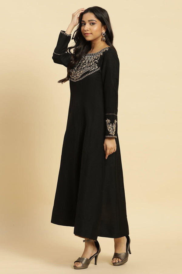 Black Flared Embroidered Kurta