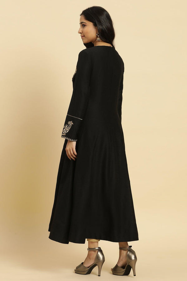 Black Flared Embroidered Kurta