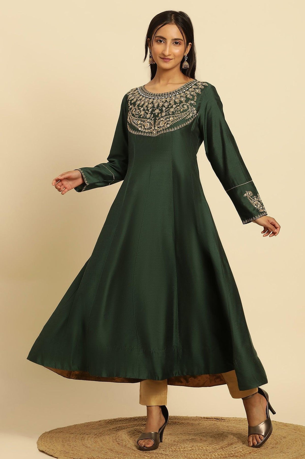 Green Embroidered Flared Kurta - XS