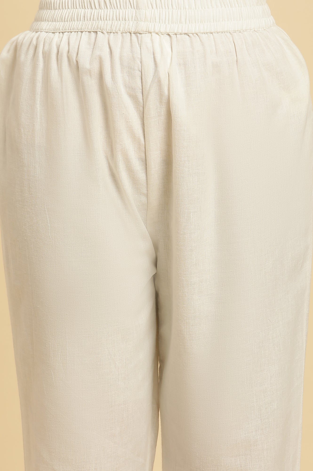 White Floral Printed Kurta And Pants Set