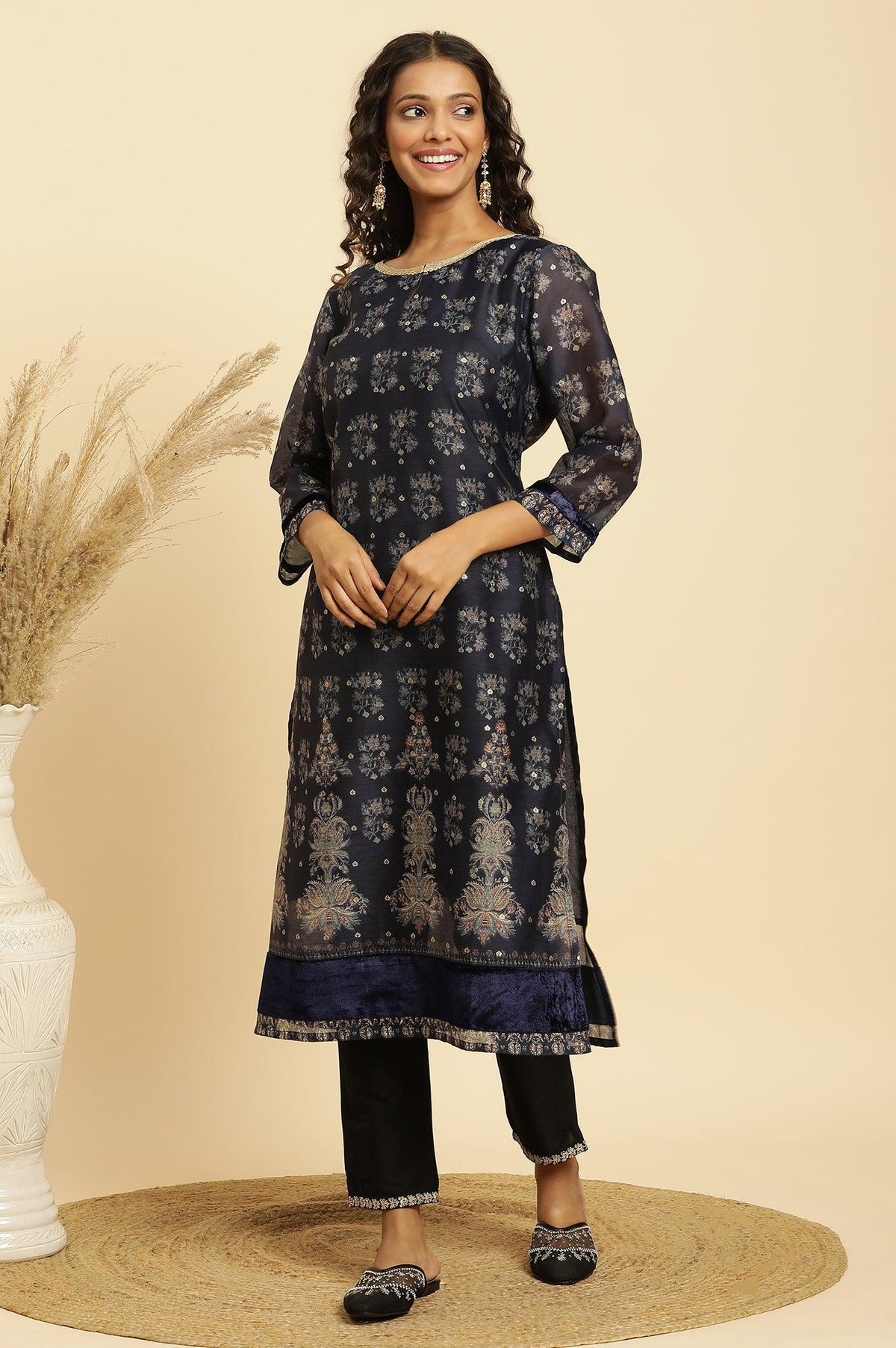 Blue Floral Printed Kurta With Metallic Embroidery - XS