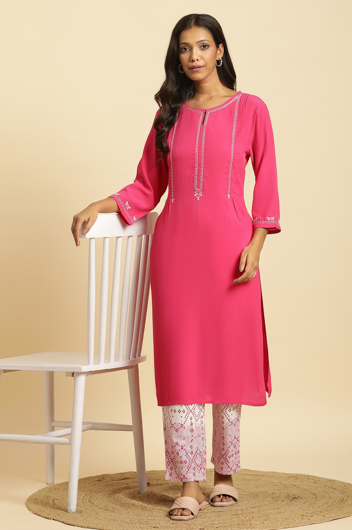 Pink Embroidered Textured Dobby Kurta - XS