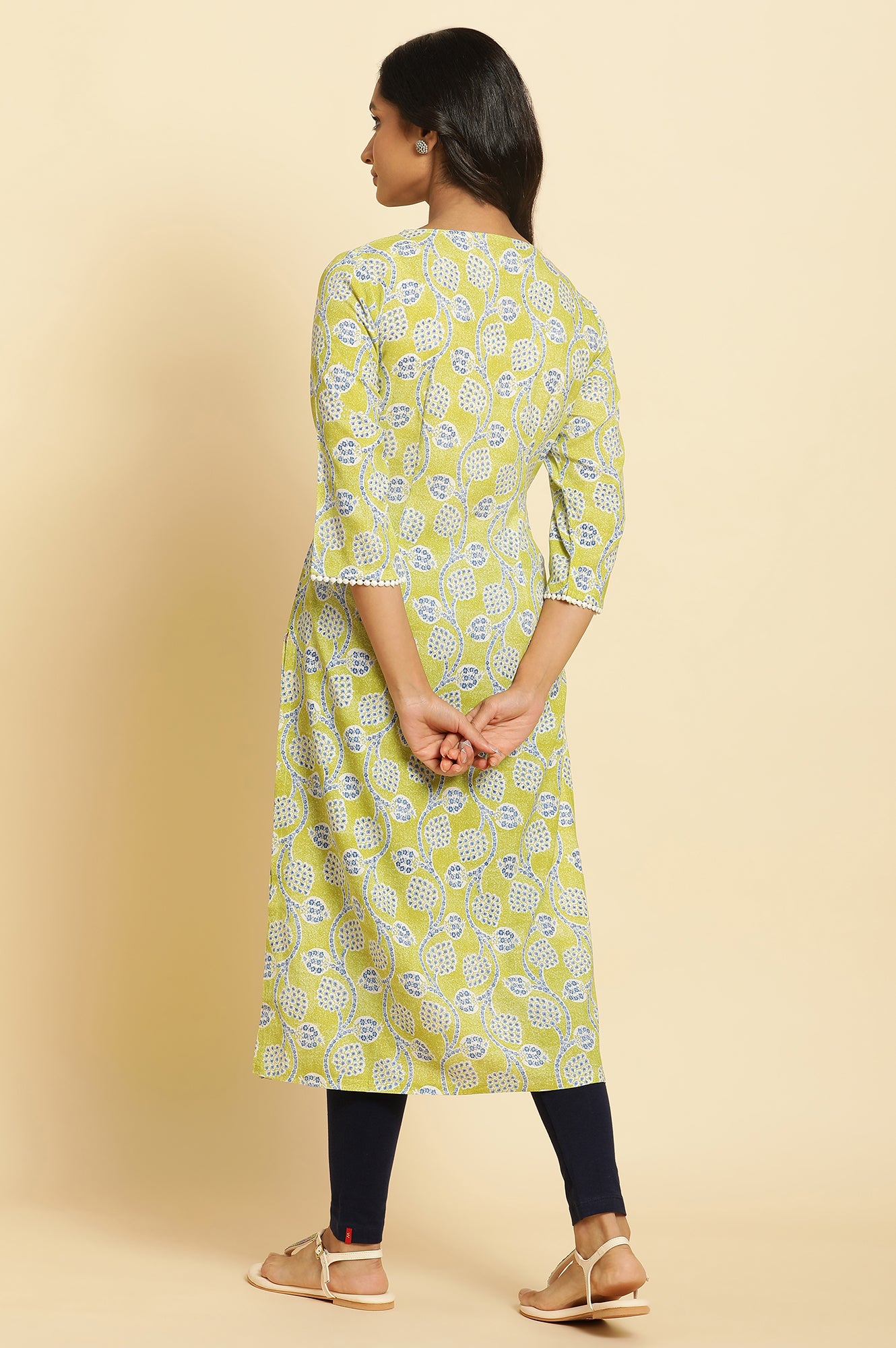Green Floral Printed Straight Kurta