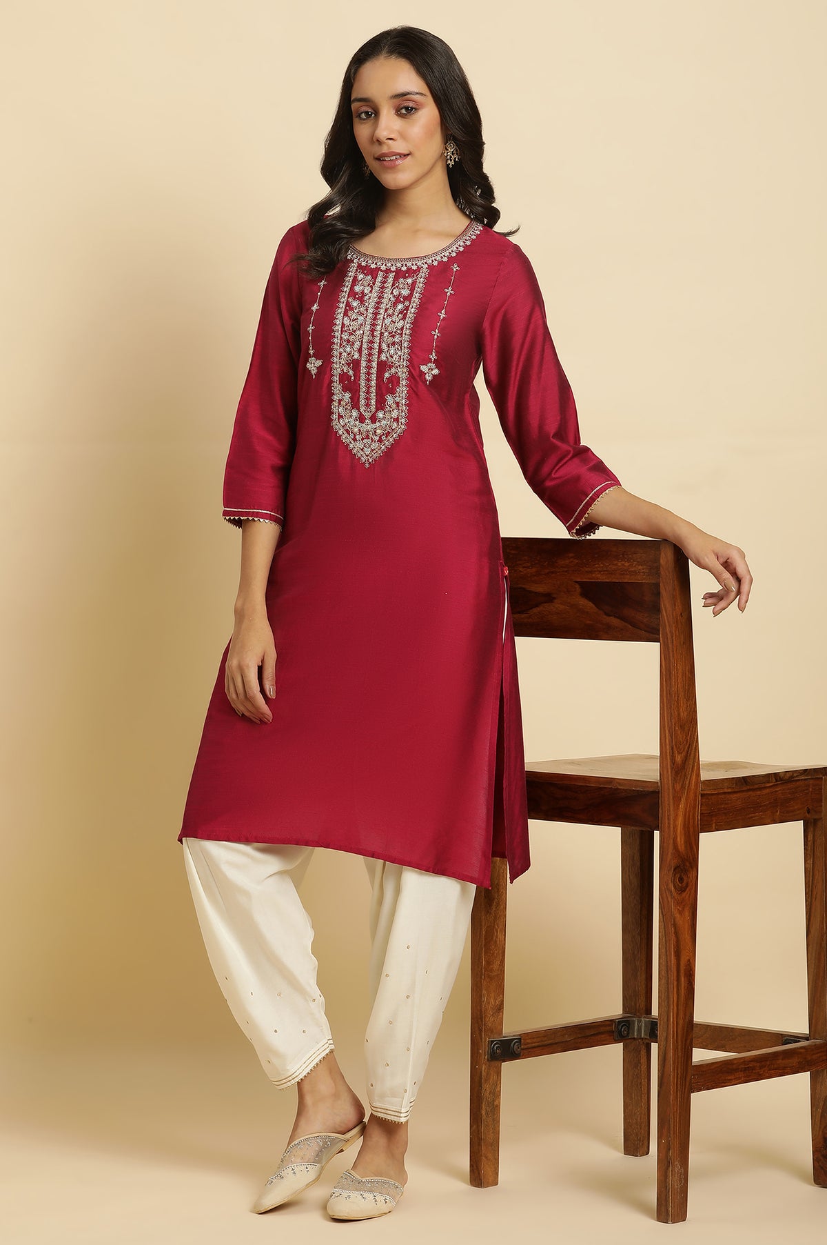Magenta Embroidered Festive Kurta - XS