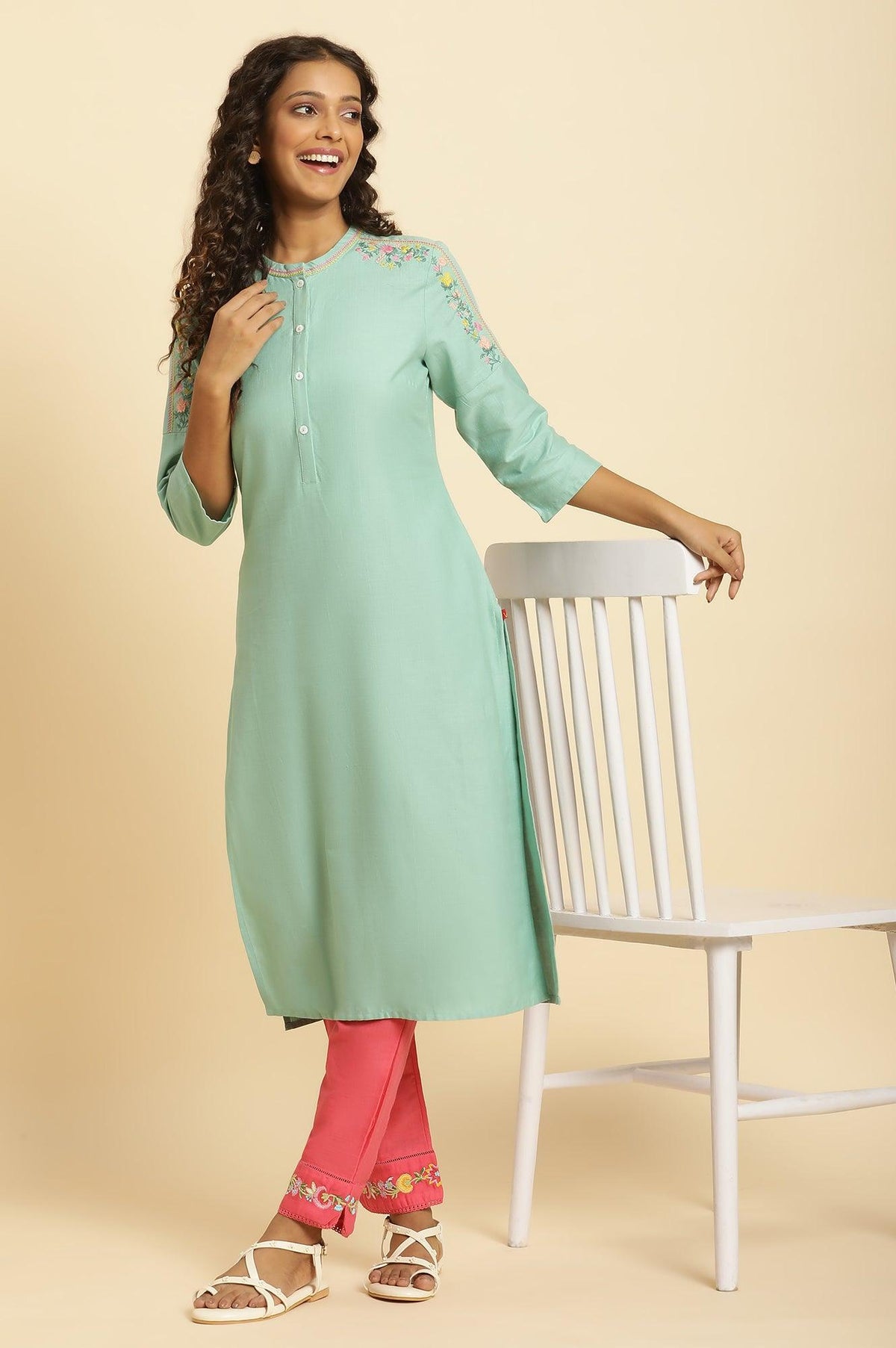 Mint Blue Solid Kurta With Embroidery On Shoulder - XS