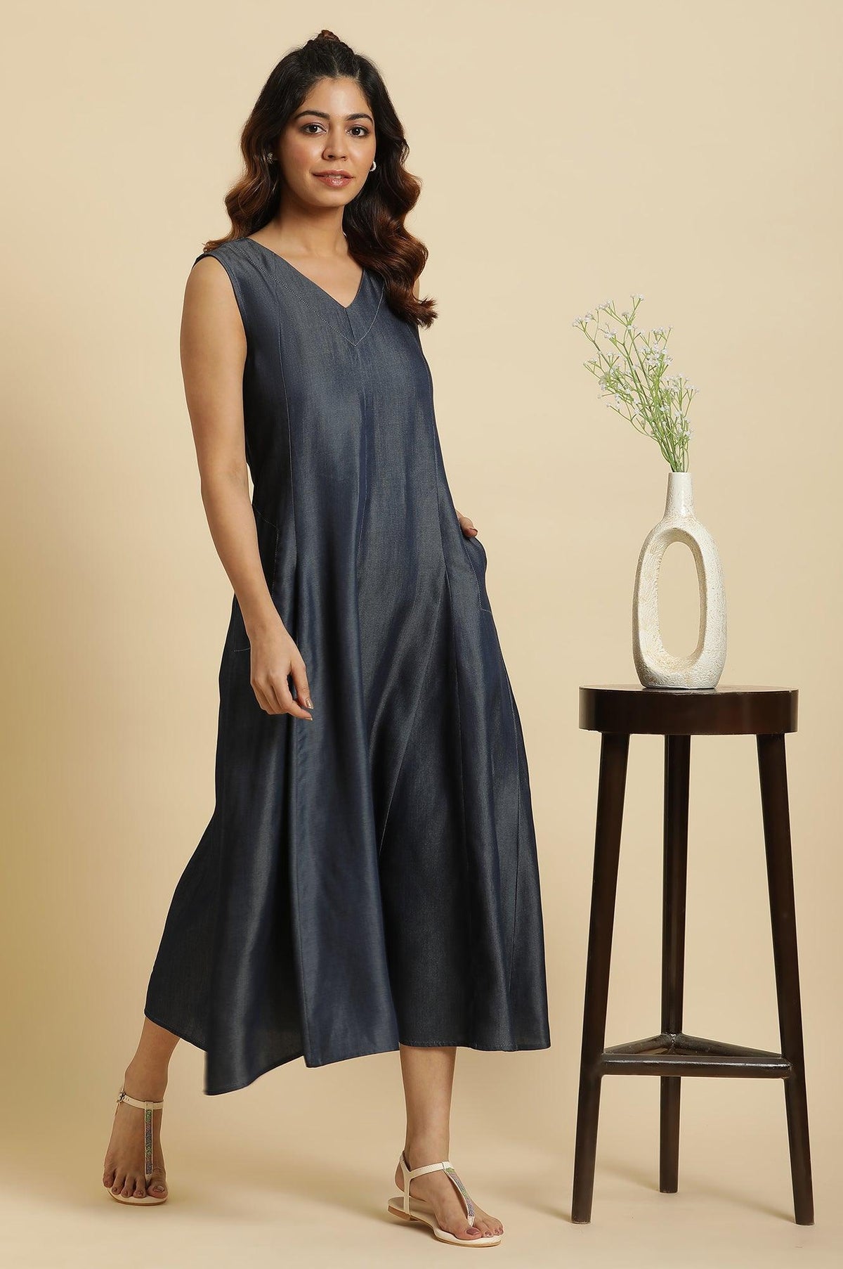 Blue Denim Sleeveless Flowy Dress - XS