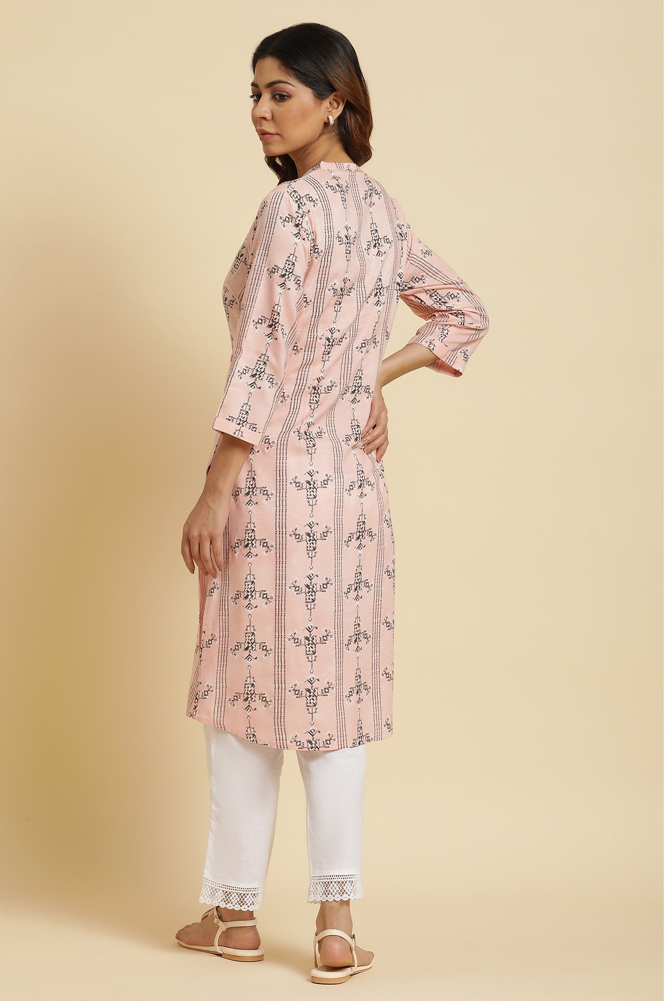 Pink Geometric Straight Rayon Kurta