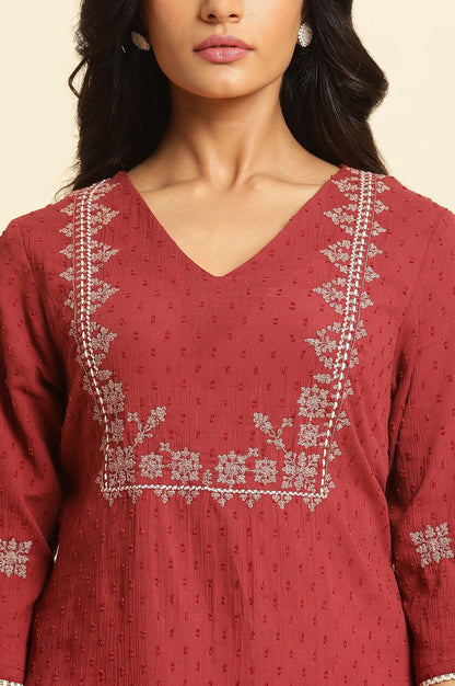 Maroon Crinkled Swiss Dot Kurta With Embroidery - wforwoman