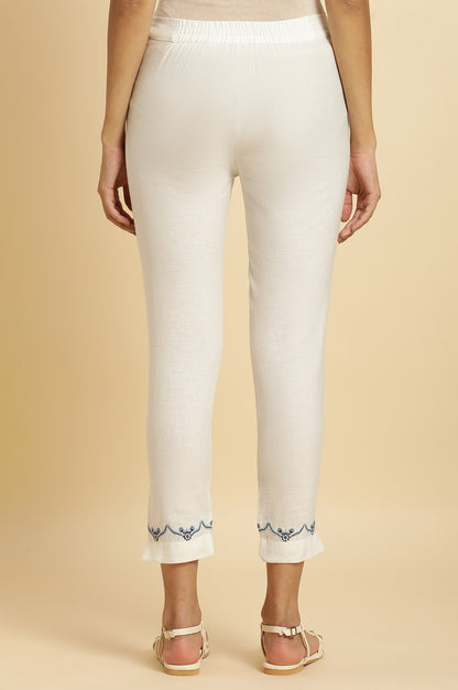 White Solid Embroidered Slim Cotton Pants