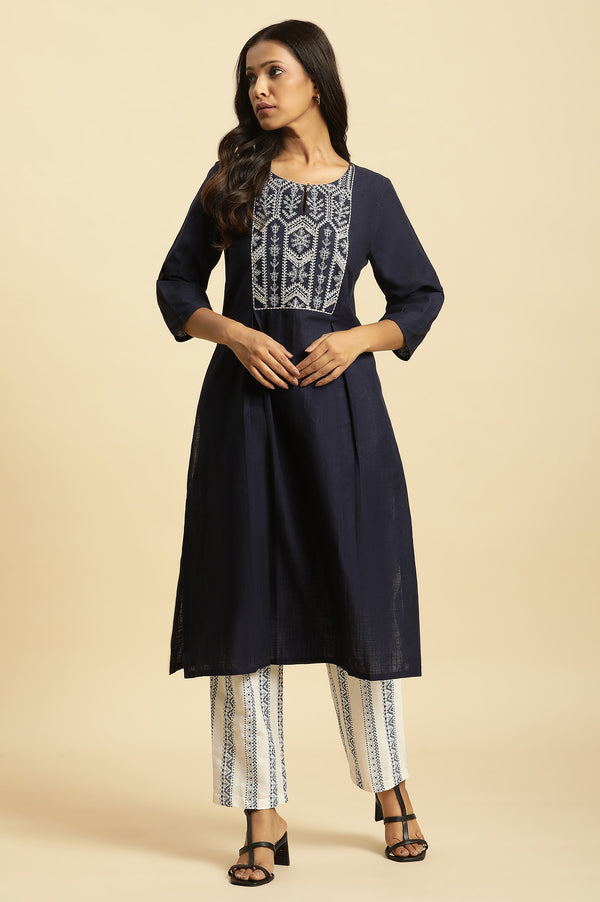 White Straight Pants With Blue Geometric Print