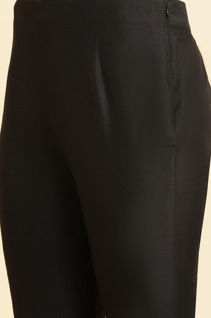 Black Silm Pants With Embroidered Border - wforwoman