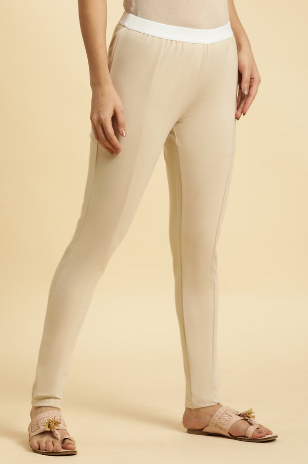 Beige Solid Skinny Rayon Legging