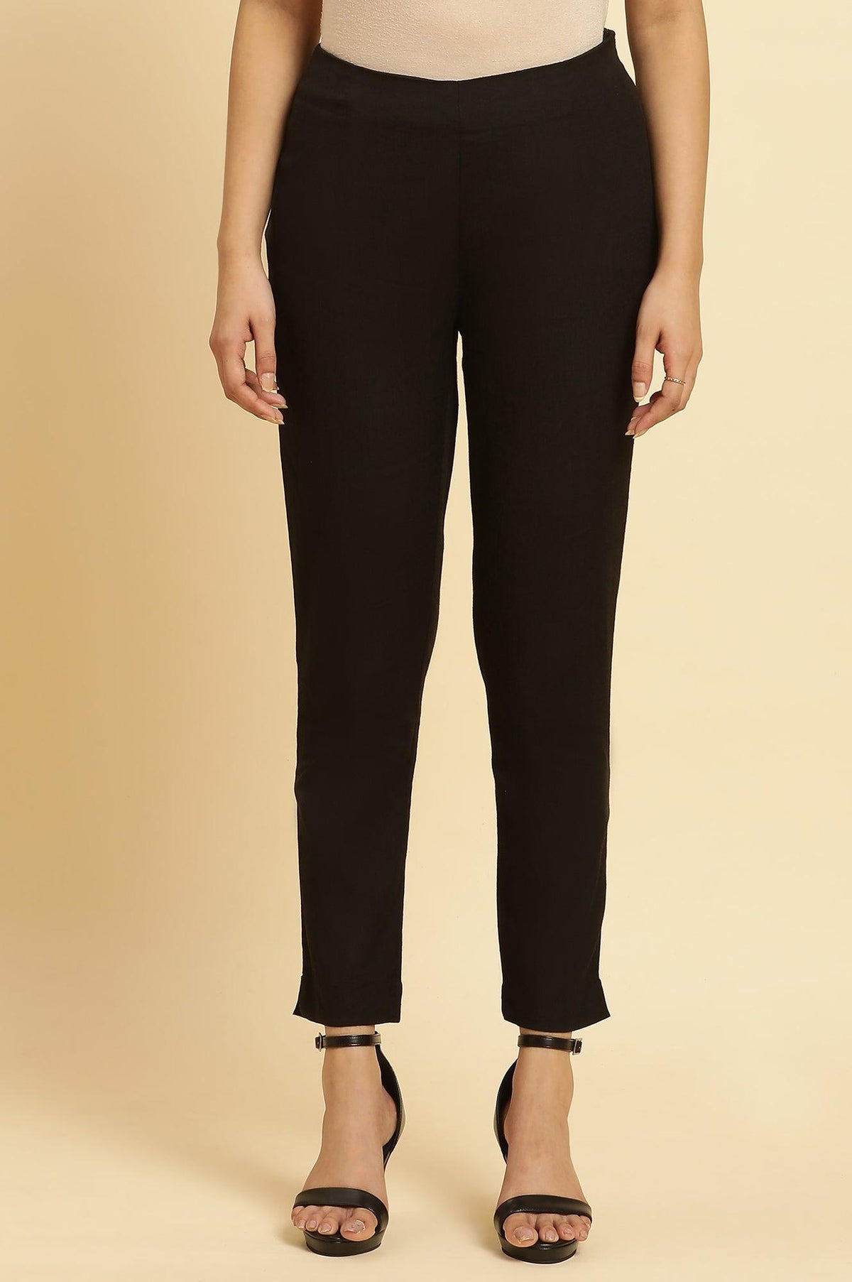Black Solid Basic Slim Pants - XS