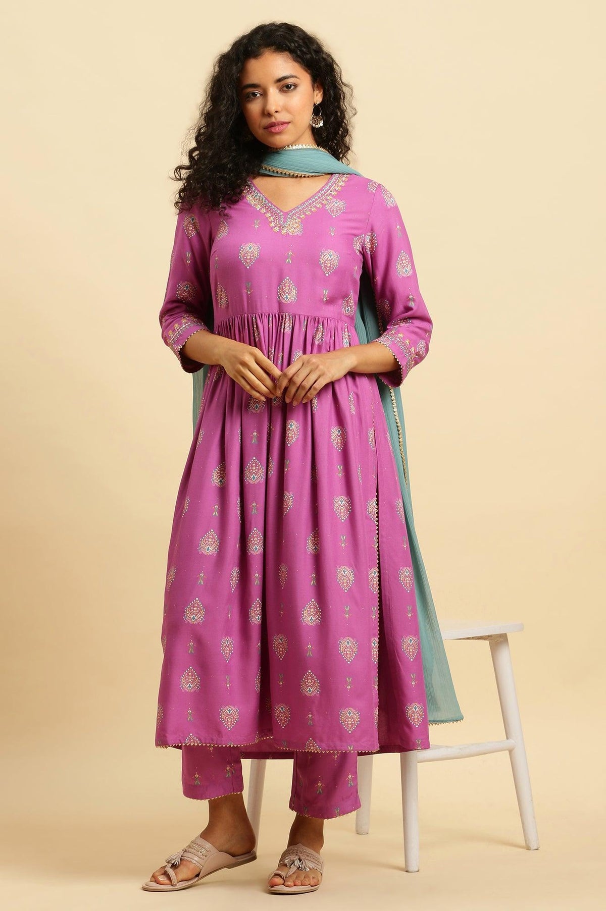 Purple Paisley Printed Kurta, Pants and Dupatta Set - L