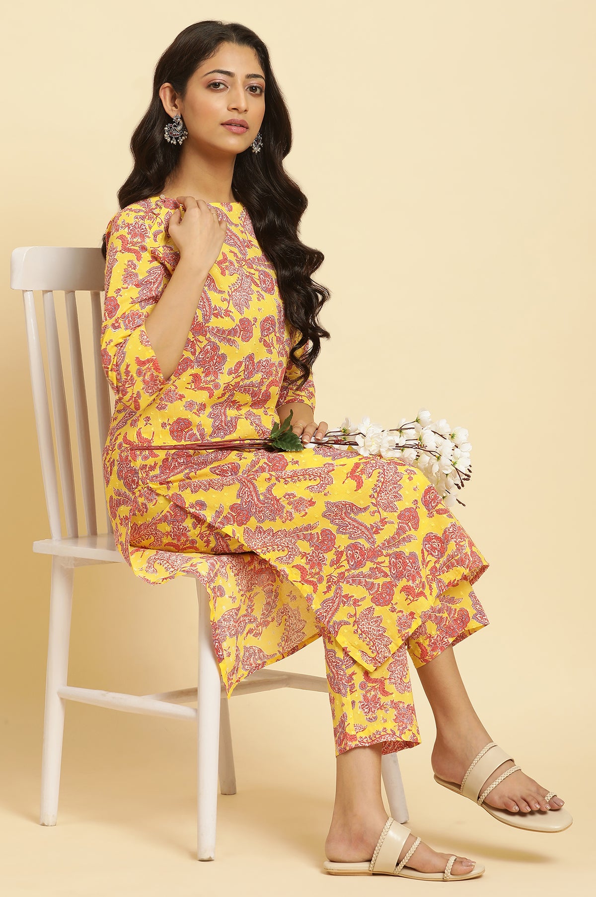 Yellow Floral Printed Cotton Kurta And Pants Co-Ord Set - S