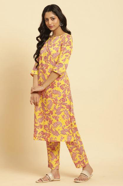 Yellow Floral Printed Cotton Kurta And Pants Co-Ord Set - wforwoman