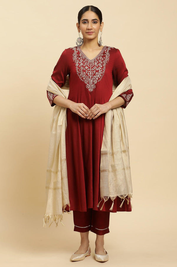 Red Panelled Embroidered Kurta, Slim Pants And Dupatta Set