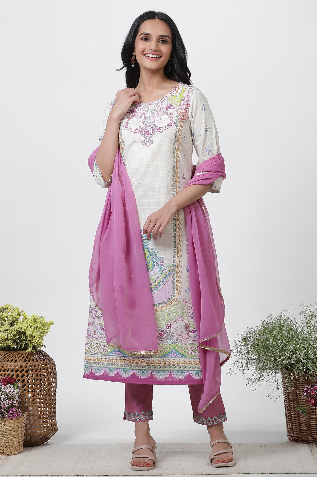 White Printed Straight Kurta, Pants And Dupatta Set - XS