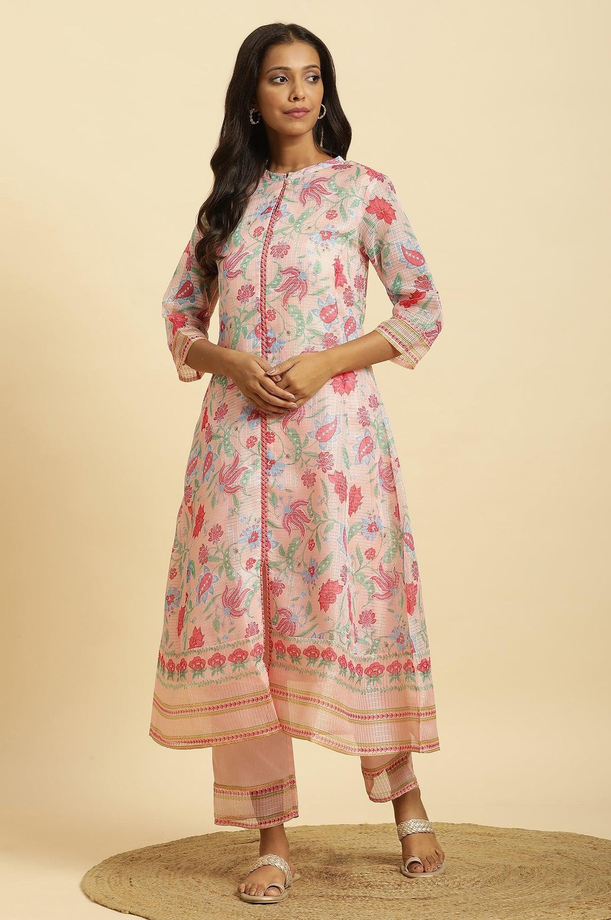 Pink Floral Motif Panelled Kurta And Pants Set - XS