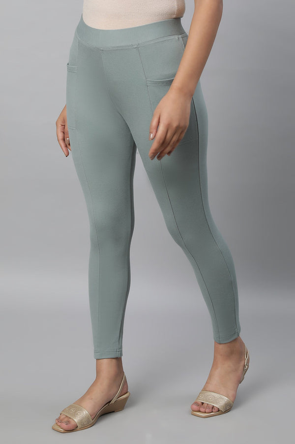 Elleven Women's Green Solid Skinny Fit Yoga Tights With Elasticated Waistband
