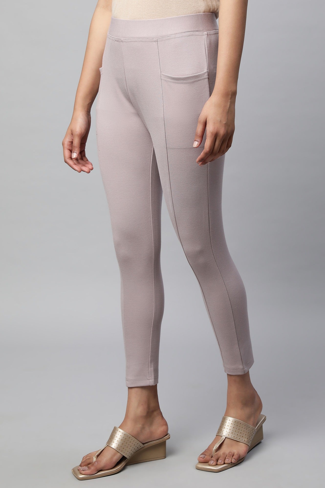 Light Purple Solid Skinny Fit Knit Yoga Tights with Side Pockets