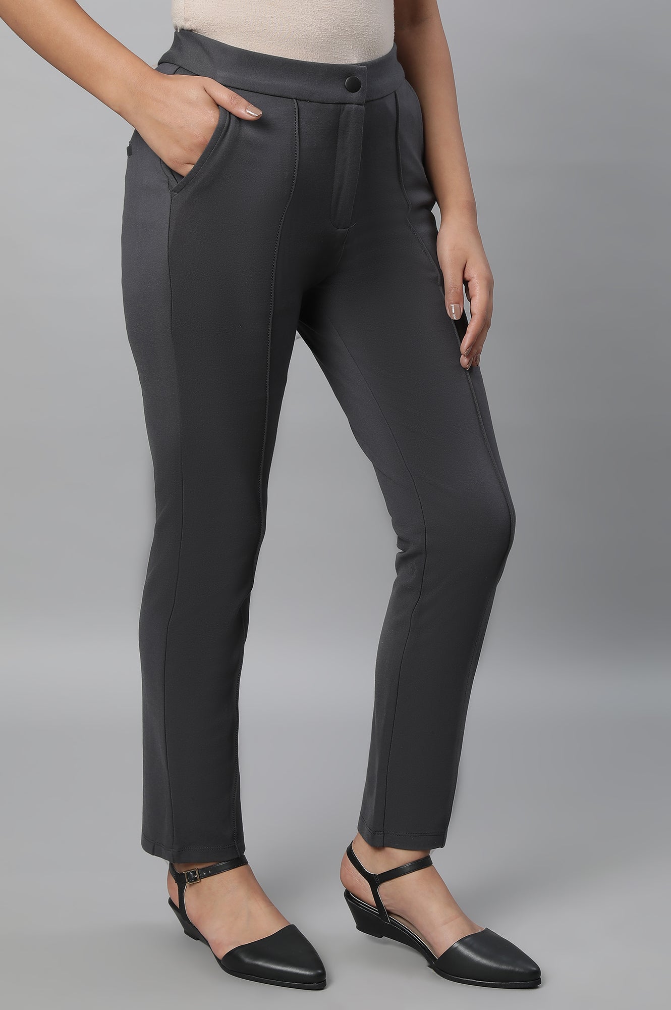Grey Solid Straight Fit Trousers With Pintuck Detail