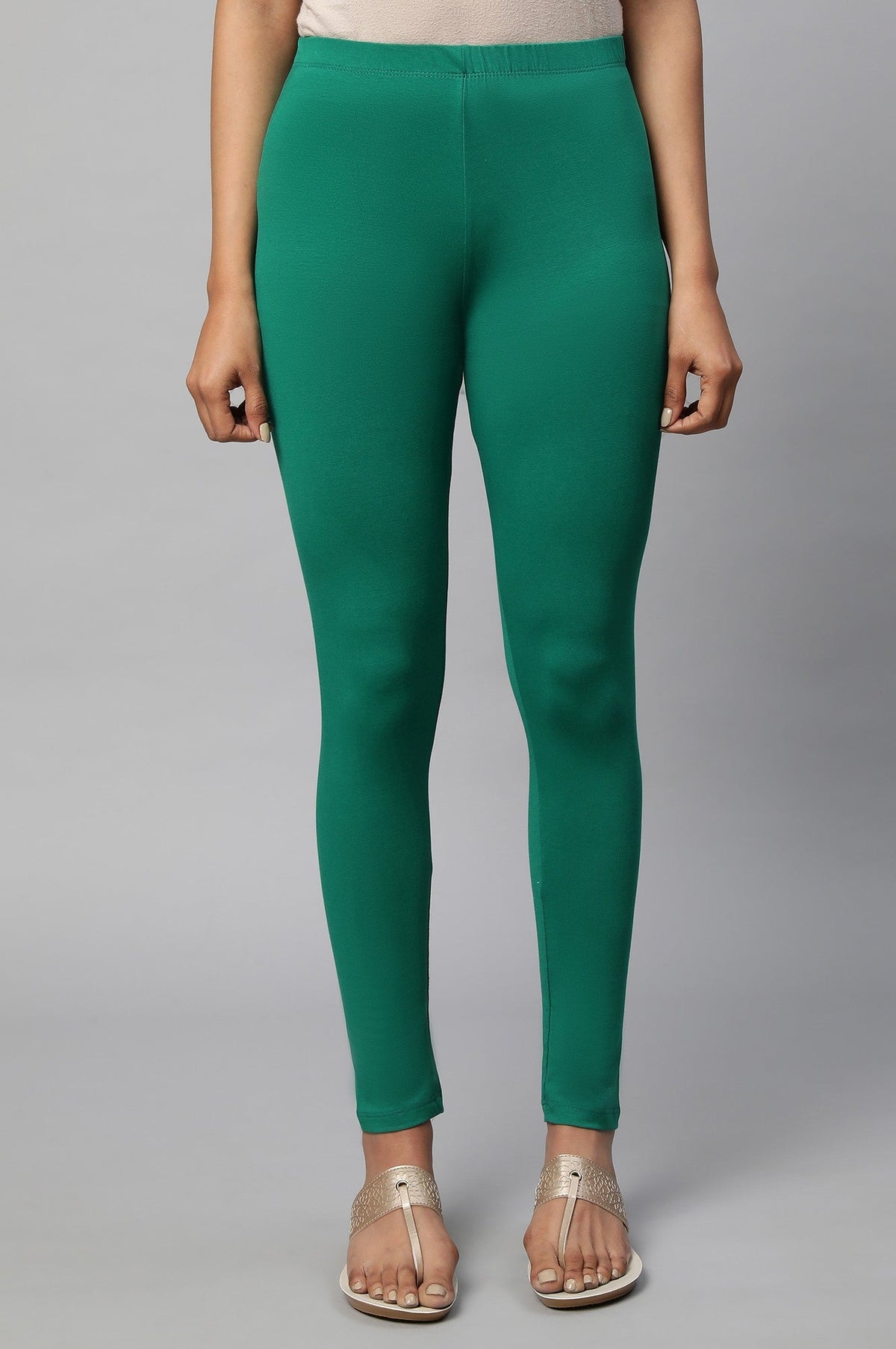 Elleven Women's Green Solid Skinny Fit Cotton Tights With Elasticated Waist - M