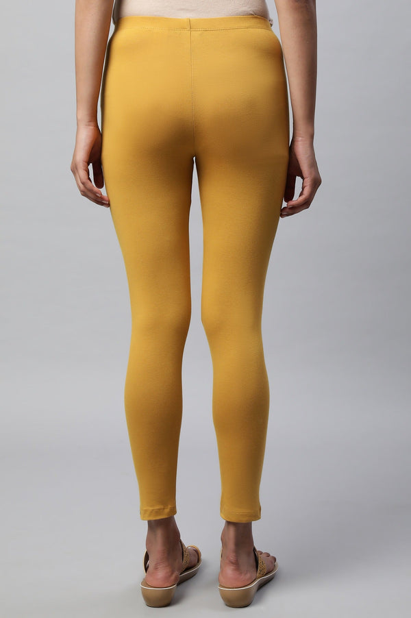 Yellow Solid Skinny Fit Cotton Tights With Slip On Closure